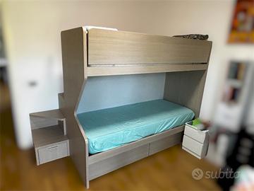 Letto a castello con cassettoni