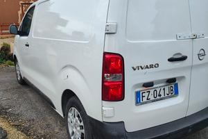  Opel vivaro c 