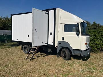 Nissan l35 uso abitativo Pat. b