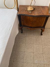 Due Comodini chippendale camera da letto