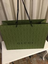 Busta gucci clearance