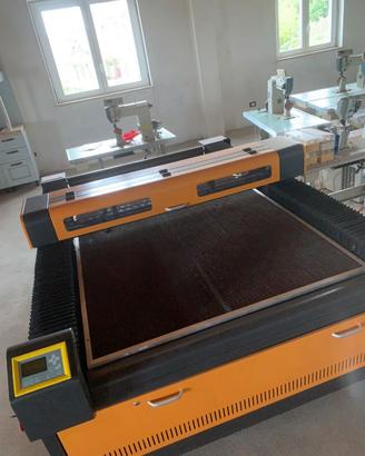 MACCHINE LASER INDUSTRIALI