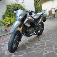Keeway TXm 125s