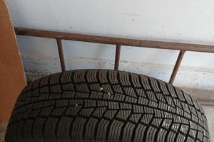 4 cerchi in lega e gomme invernali R15