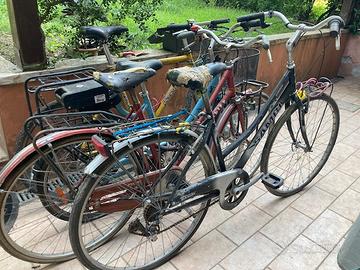 4 biciclette in blocco