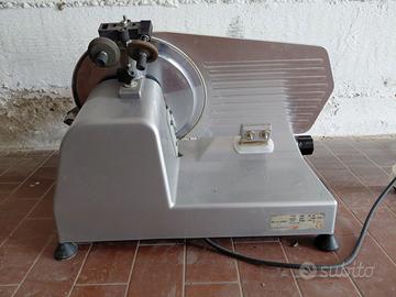 Affettatrice professionale Serie Lusso 250 GS