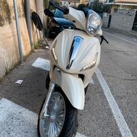Piaggio Beverly 300 i.e rst 2014