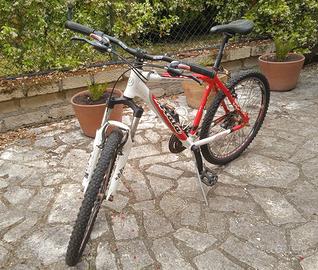 bici mountain-bike in alluminio marca atala