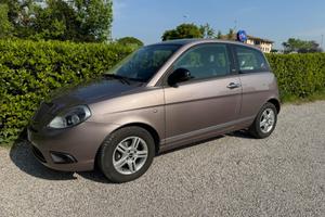 Lancia Ypsilon 1.3 MJT 75 CV Diva - perfetta