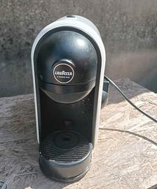 in macchina da caffè Lavazza a modo mio