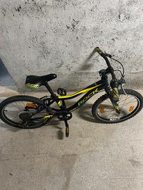 Bicicletta Rock Machine Surge 20"