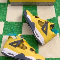 Jordan 4 Retro Lightning(Uomo)
