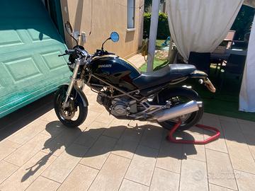 Ducati monster 600