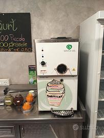 Macchina yogurt soft per gelateria artigianale