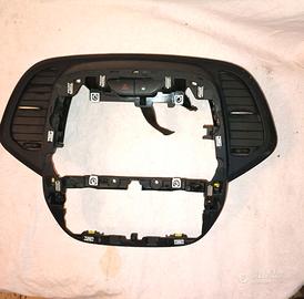 Mascherina autoradio Renault Kaptur con bocchette