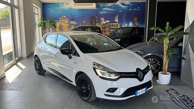 Renault Clio dCi 8V 90 CV 5 porte Moschino Life
