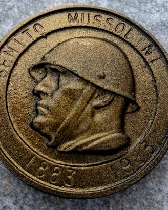 medaglione commemmorativo benito mussolini