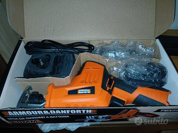 Sega da giardino a batteria TMX5970 ARMOUR