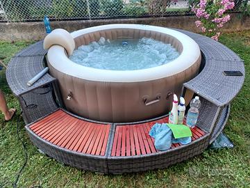 Vasca SPA Idro piscina Intex + mobile rattan