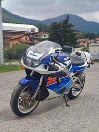 Suzuki GSX 750 R SRAD