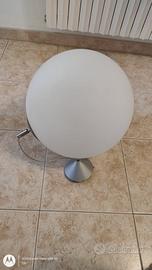 Lampadario a "boccia" stile anni '70