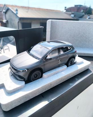 mercedes modellino 1/18