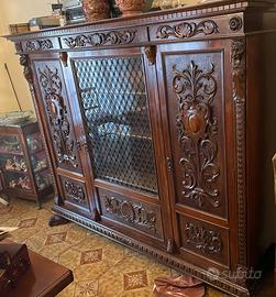 Libreria piedi di leone rinascimento intarsata