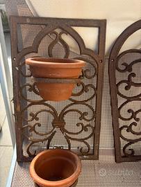 Porta vasi in ferro battuto da giardino