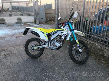Moto enduro Vent - HM
