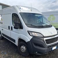 PEUGEOT Boxer 335 2.2 BlueHDi 140 S&S L2 H2 PC-T