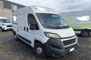 PEUGEOT Boxer 335 2.2 BlueHDi 140 S&S L2 H2 PC-T