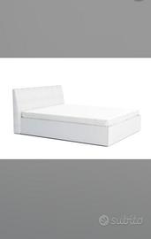 Letto matrimoniale con contenitore e materasso 