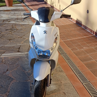 Scooter Peugeot Kisbee 50 cc