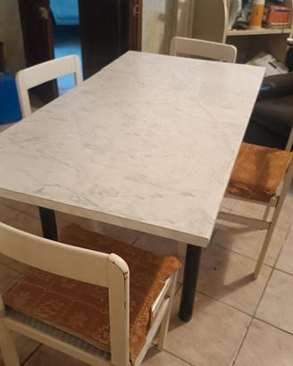 Tavolo modulare 110 -> 150cm x 85 con sedie