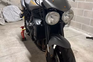 Triumph street triple 675 R