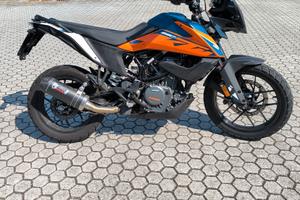 Ktm 390 stradale 2024 km.12000 si guida con A2