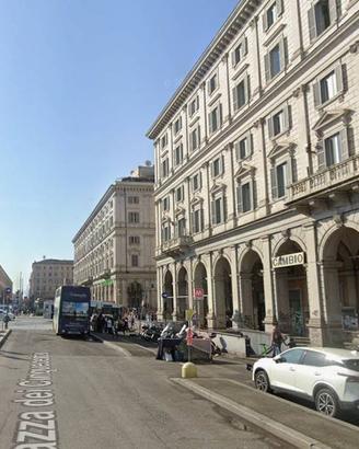 Attività / Licenza di 100 m² a Roma