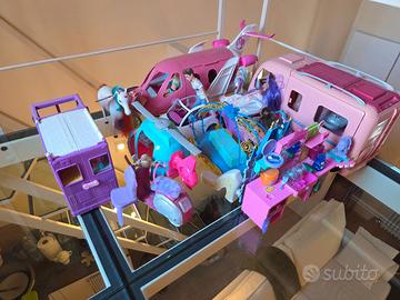 Vari giochi di Barbie (Camper, Aereo, ecc.)