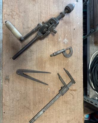 Attrezzi vari antichi