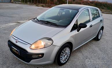 FIAT PUNTO EVO 1.4. 77 CV GPL CASA MADRE-2011