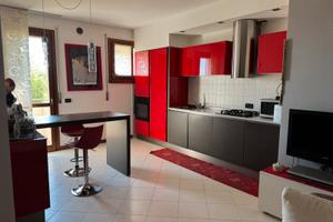 Trilocale privato vende