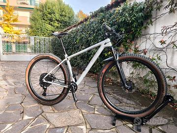 Trek Procaliber 9.8 SL 2019

taglia M/L (18.5)