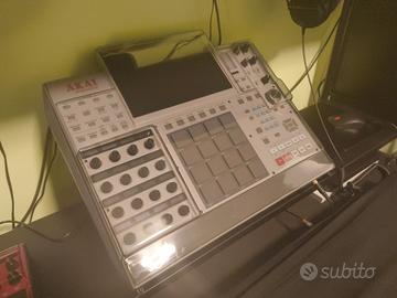 AKAI MPC X SE