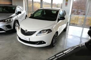 Lancia Ypsilon 1.0 FireFly 5 porte S&S Hybrid Gold