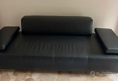 Divano Moroso in pelle nera