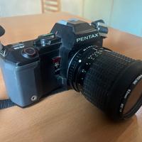 Fotocamera Pentax A3 con obbiettivio