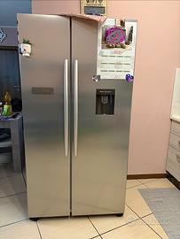 Frigorifero e freezer a due ante HISENSE