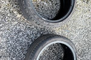 Coppia gomme 225/40zr18