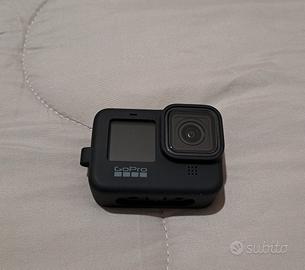 GoPro Hero 10 Black + Dual Battery Charger