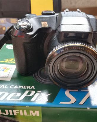 Fotocamera Fujifilm S7000